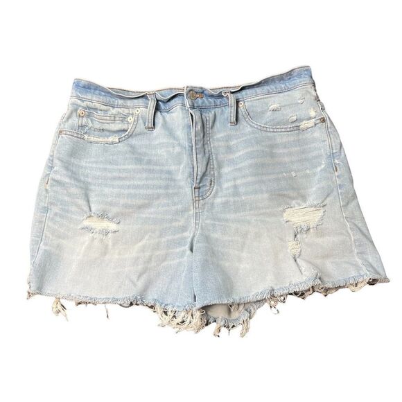 Madewell Light Wash Distressed Denim Shorts - Picture 1 of 13